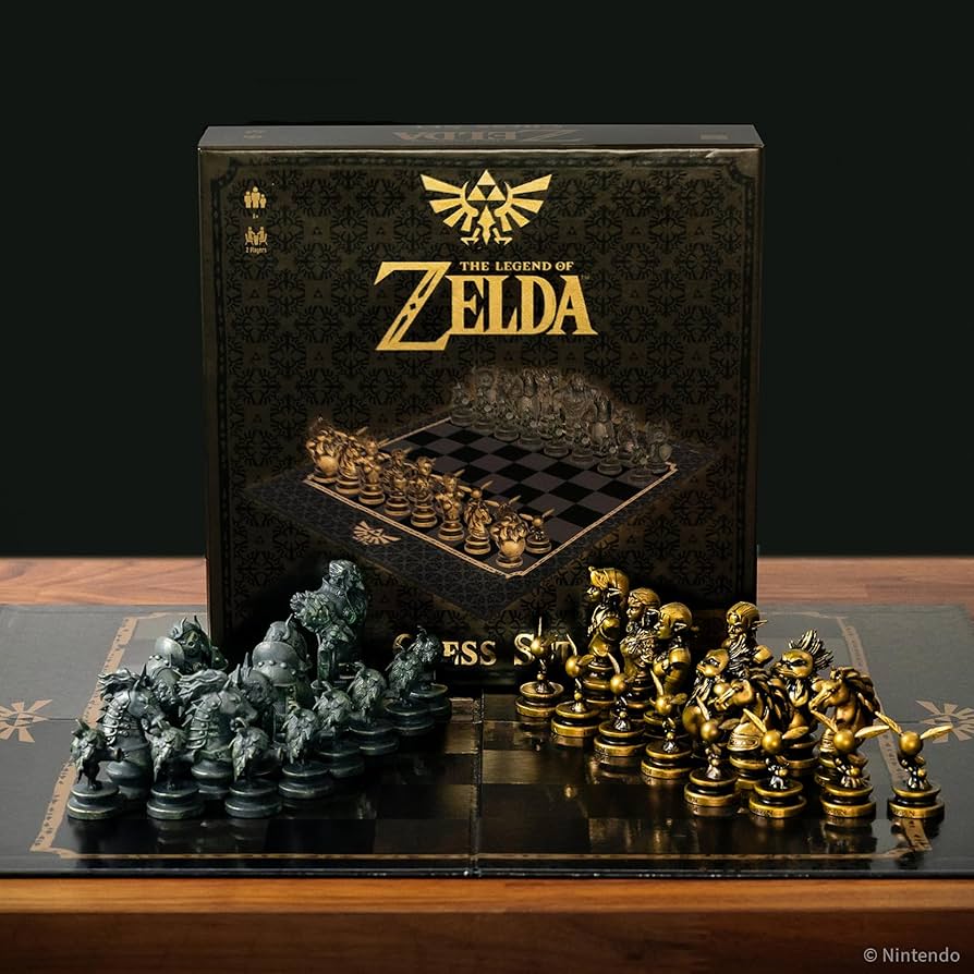 CHESS SET LEGEND OF ZELDA
