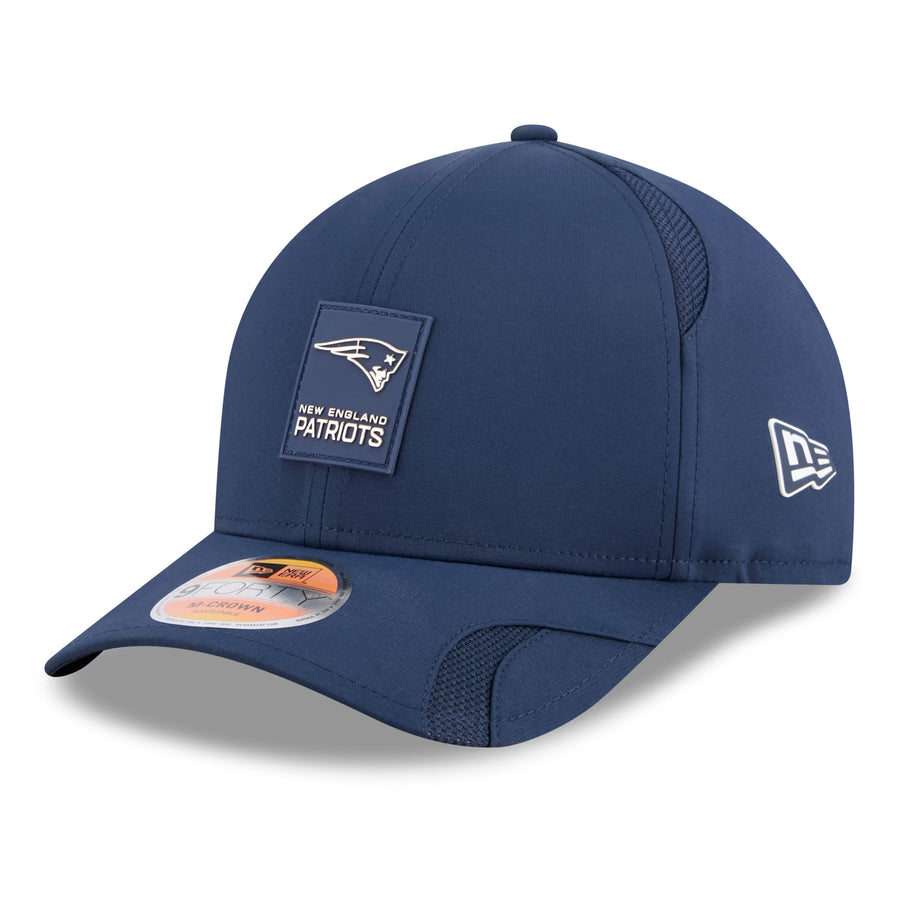 NEW ERA NFL 9 FORTY M-CROWN ADJUSTABLE NEW ENGLAND PATRIOTS SIDELINE COLLECTION